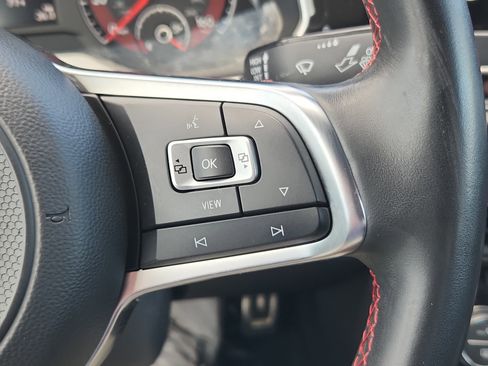 Used 2019 Volkswagen Jetta GLI FWD image 28