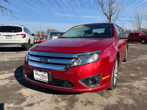 Used 2010 Ford Fusion SEL image 2