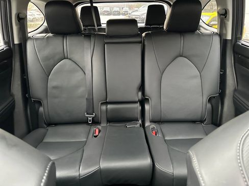 Certified 2020 Toyota Highlander Limited image 26