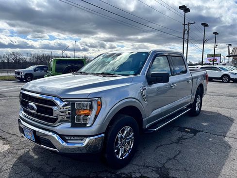 Used 2022 Ford F150 XLT w/ Equipment Group 302A High AWD/4WD image 3
