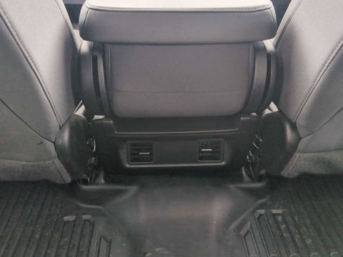 Used 2024 GMC Sierra 2500 Pro w/ Convenience Package image 28