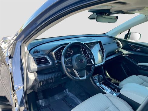 Used 2023 Subaru Ascent Premium w/ Convenience Package image 9