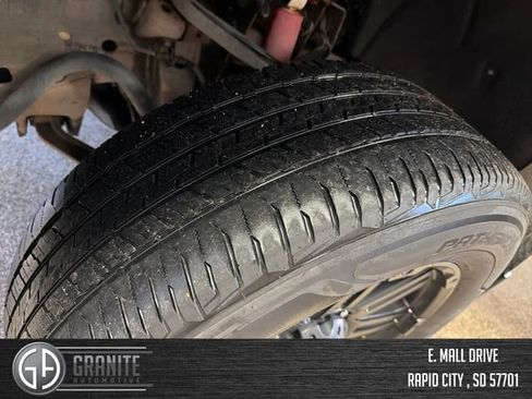 Used 2017 GMC Sierra 2500 SLT w/ Duramax Plus Package image 28