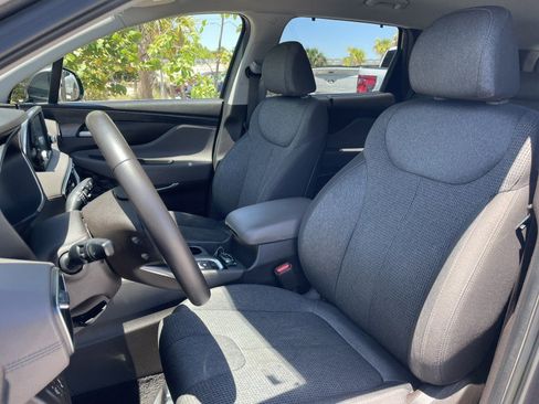 Used 2020 Hyundai Santa Fe SEL w/ Convenience Package FWD image 2