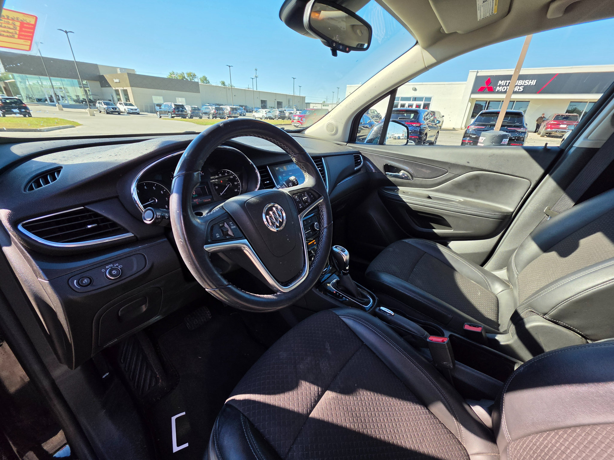 Used 2019 Buick Encore Preferred w/ Safety Package FWD image 13