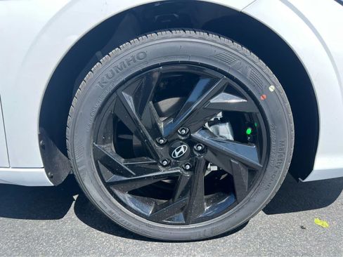New 2026 Hyundai Elantra Sport FWD image 16