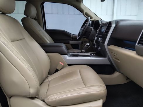 Used 2018 Ford F150 Lariat w/ Equipment Group 502A Luxury AWD/4WD image 21