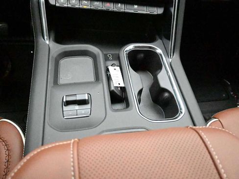 New 2026 GMC Sierra 3500 Denali Ultimate AWD/4WD image 22