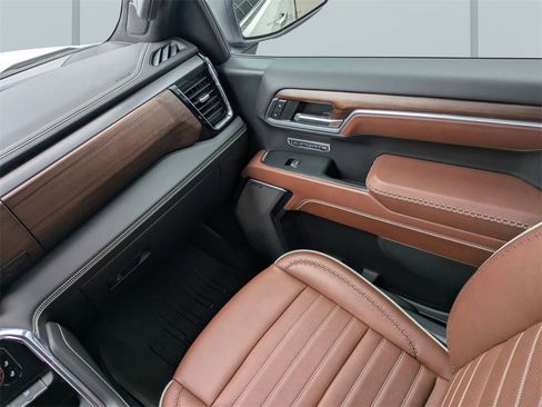Used 2023 GMC Sierra 1500 Denali Ultimate image 15
