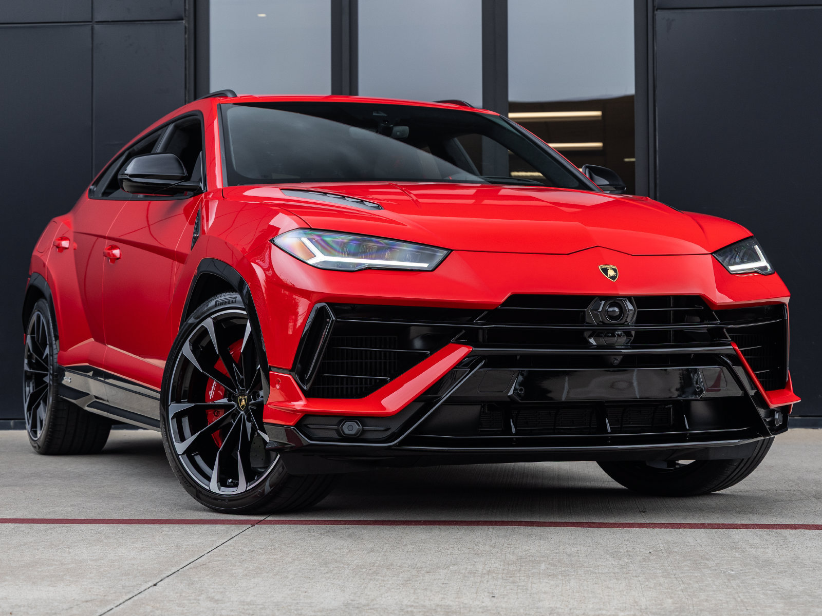 Used 2024 Lamborghini Urus S AWD/4WD image 2