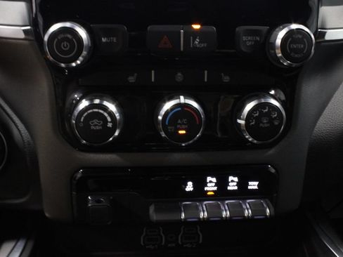 Used 2025 RAM 1500 Big Horn AWD/4WD image 28