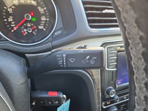 Used 2016 Volkswagen Passat 1.8T SE image 17