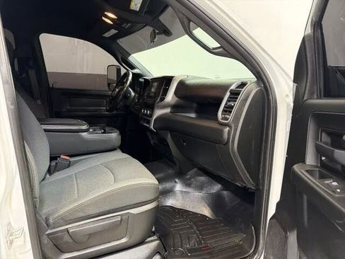 Used 2021 RAM 3500 Tradesman RWD image 36