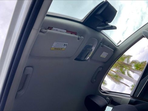 Used 2025 Kia K5 LXS image 13