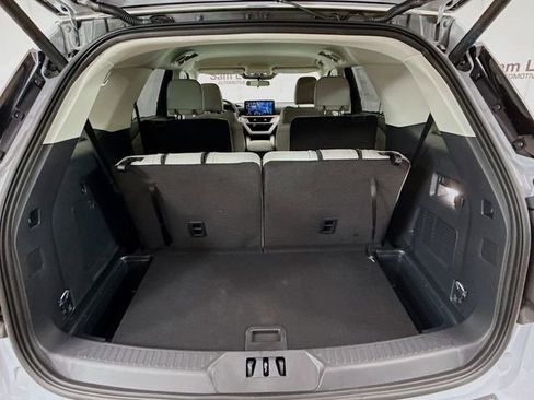 Used 2025 Ford Explorer Active w/ Active Comfort Package image 26