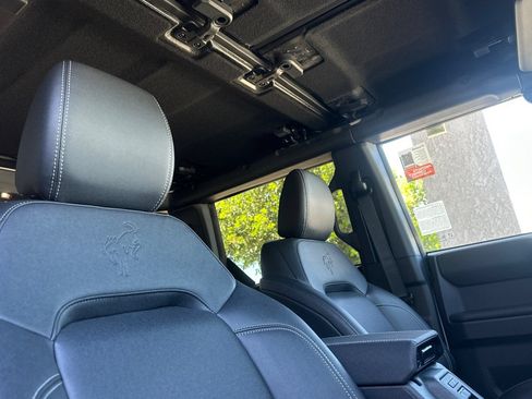 New 2026 Ford Bronco Badlands w/ Sasquatch Package AWD/4WD image 17