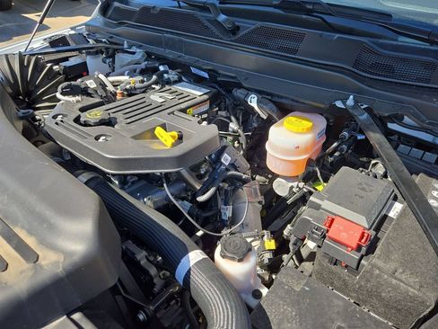 New 2025 RAM 2500 Limited AWD/4WD image 30