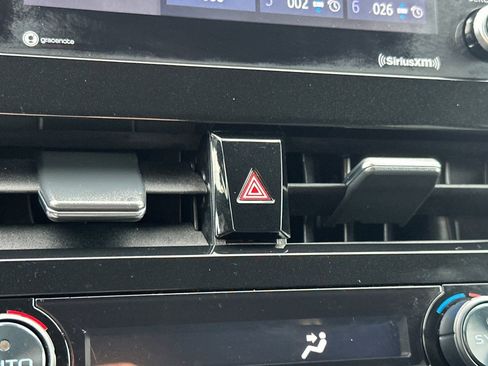 Used 2023 Toyota Camry SE w/ Convenience Package image 30