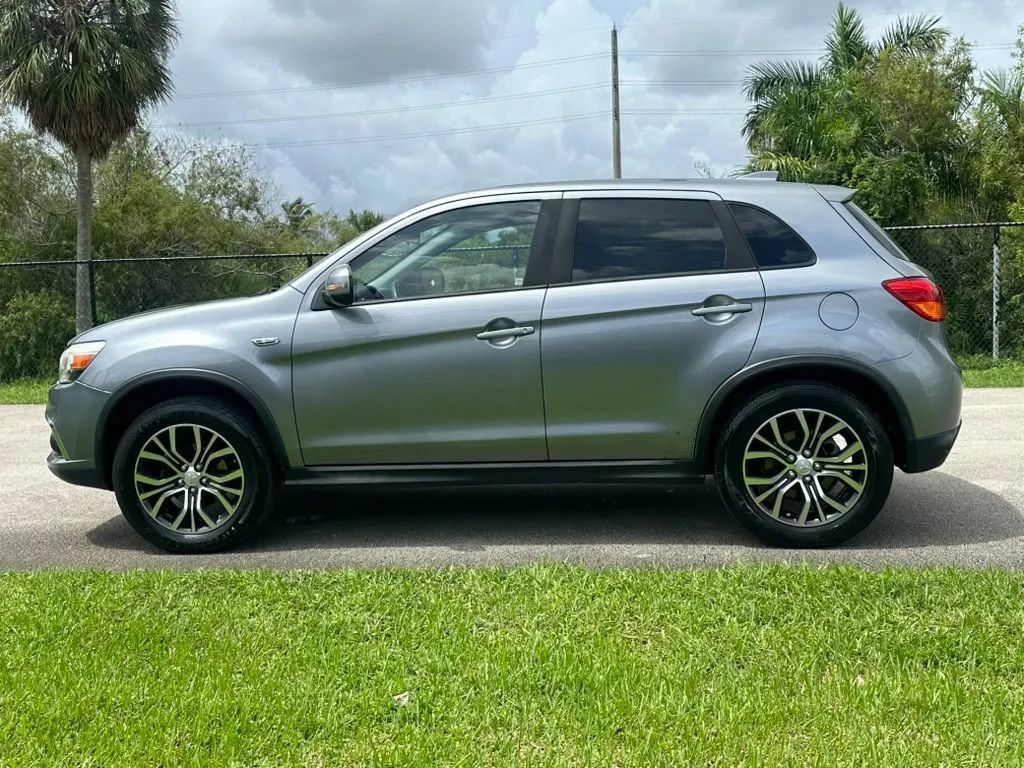 Used 2017 Mitsubishi Outlander Sport LE AWD/4WD image 7