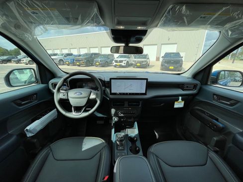 New 2026 Ford Maverick Lobo AWD/4WD image 4