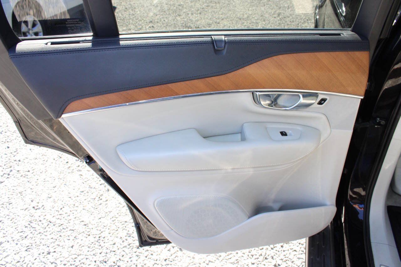 Used 2016 Volvo XC90 T6 Inscription AWD/4WD image 24