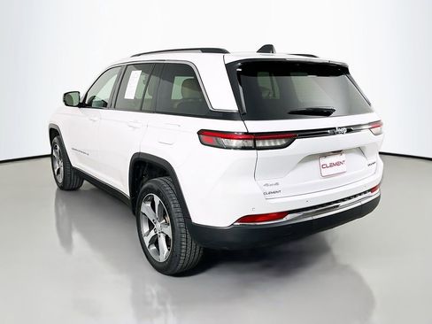 Used 2023 Jeep Grand Cherokee Limited AWD/4WD image 9