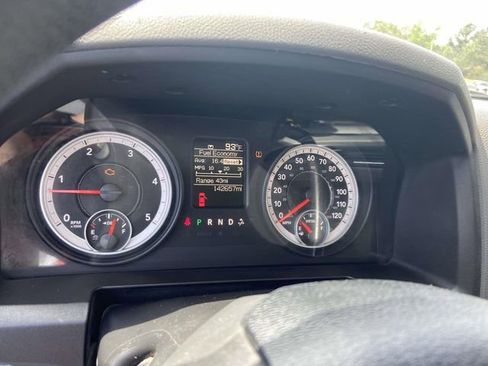 Used 2013 RAM 2500 Tradesman w/ Chrome Appearance Group AWD/4WD image 17