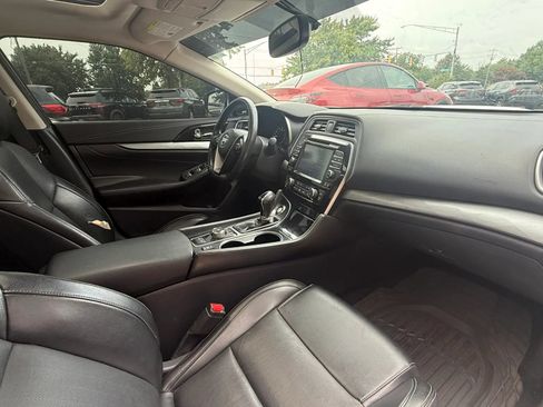 Used 2017 Nissan Maxima 3.5 SL FWD image 12