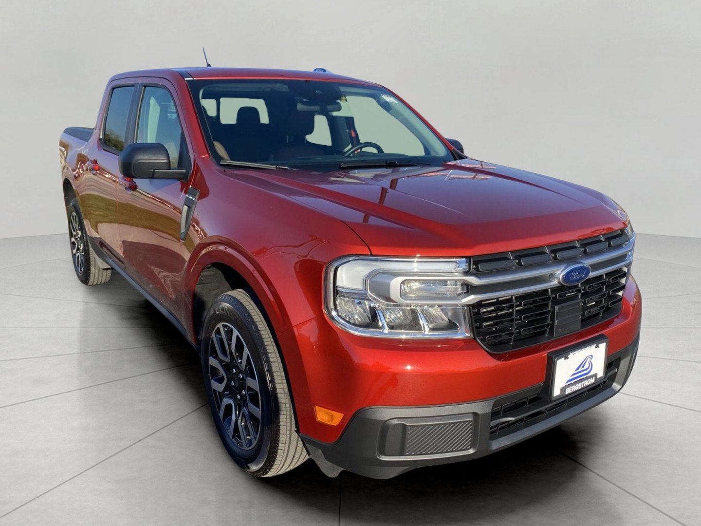 Certified 2024 Ford Maverick Lariat w/ 4K Tow Package AWD/4WD image 1