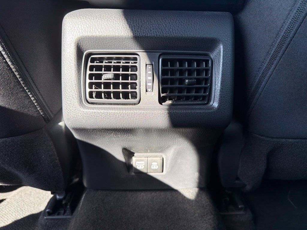 Used 2025 Toyota Camry LE FWD image 22