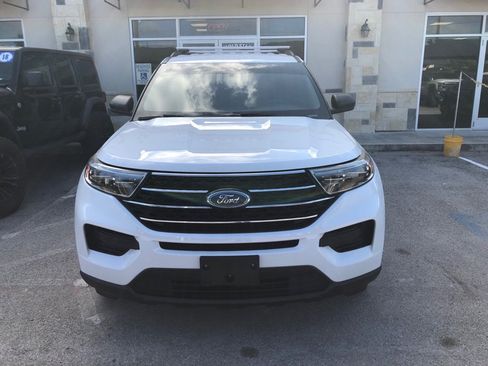 Used 2020 Ford Explorer XLT RWD image 29