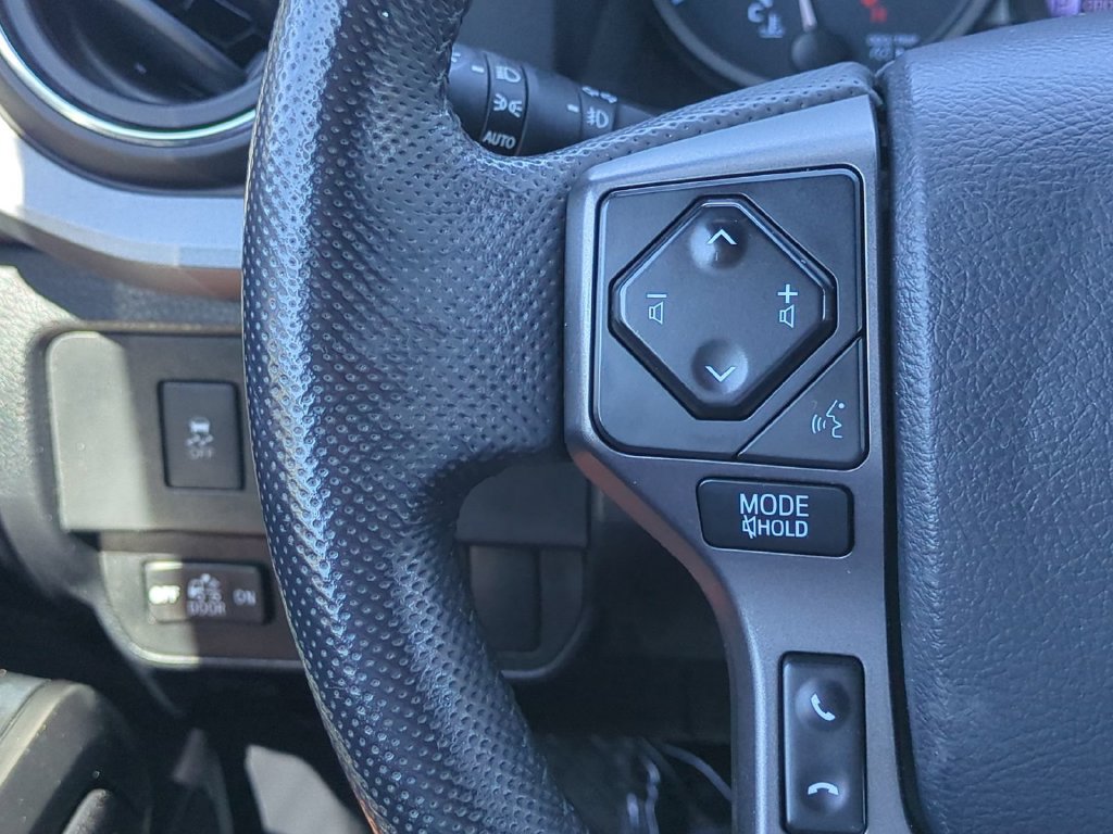 Used 2020 Toyota Tacoma TRD Sport w/ Technology Package RWD image 23