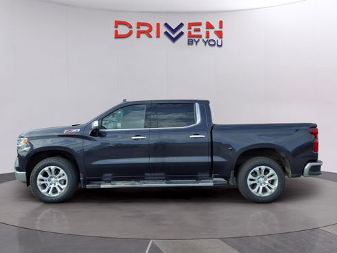 Used 2023 Chevrolet Silverado 1500 LTZ image 2