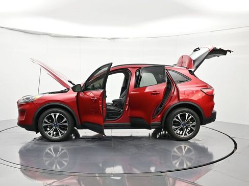 Used 2022 Ford Escape SEL w/ SEL Stealth AWD Package image 28