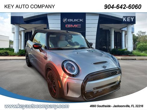 Used 2023 MINI Cooper S image 1