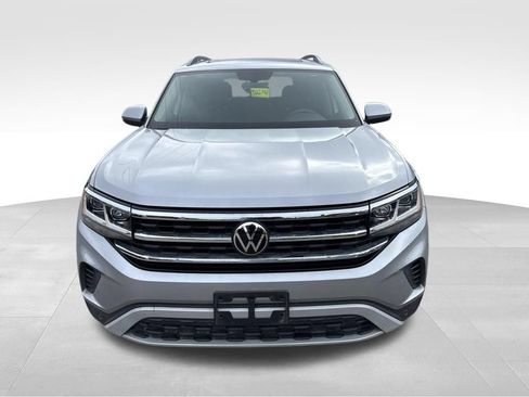 Certified 2023 Volkswagen Atlas SE w/ Panoramic Sunroof Package FWD image 3
