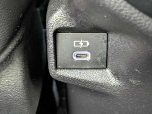 Used 2024 Toyota Grand Highlander XLE image 12