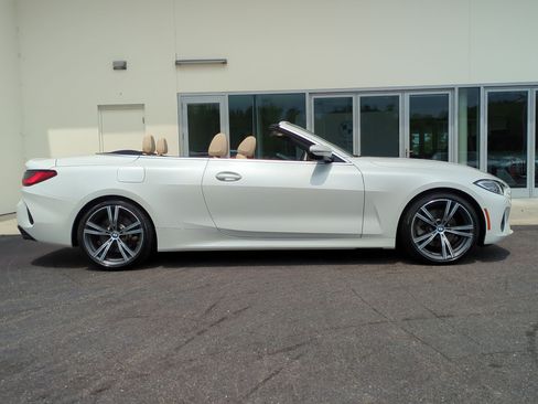 Used 2022 BMW 430i Convertible w/ Premium Package RWD image 35