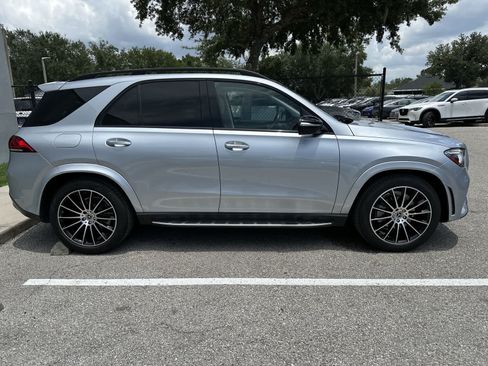 Used 2022 Mercedes-Benz GLE 350 w/ AMG Line Exterior image 10
