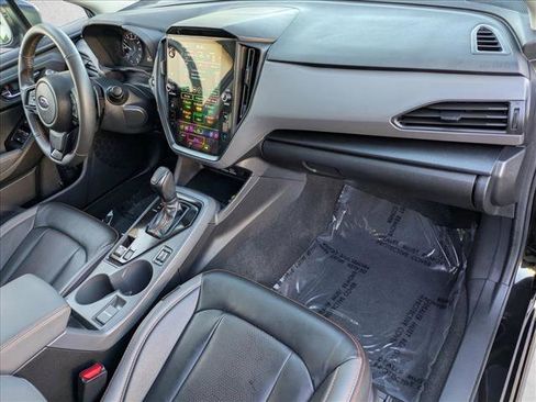 Certified 2025 Subaru Crosstrek 2.5i Limited w/ Crosstrek Mirror Package image 19