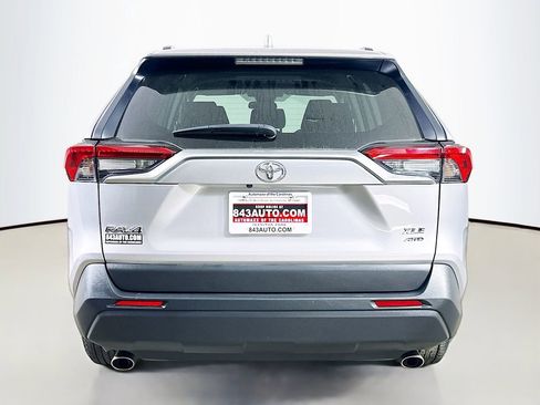 Used 2024 Toyota RAV4 XLE AWD/4WD image 6