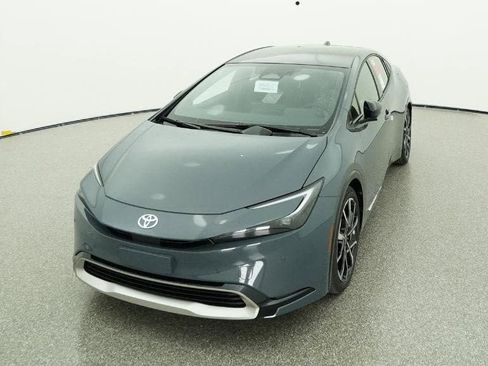 New 2026 Toyota Prius Plug-In Hybrid image 16