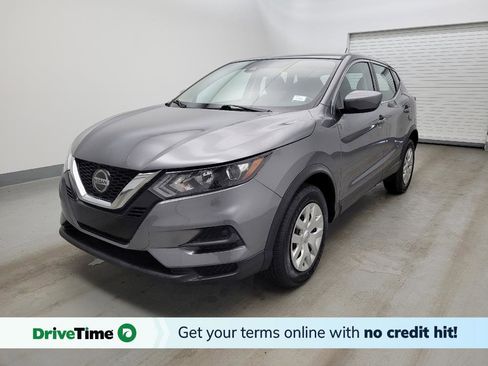 Used 2020 Nissan Rogue Sport S image 1