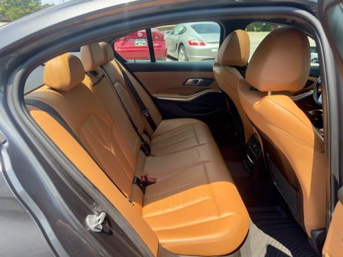 Used 2020 BMW 330i xDrive Sedan w/ Premium Package AWD/4WD image 28