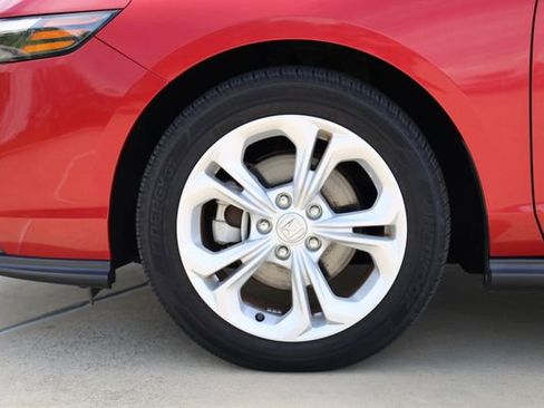 Certified 2023 Honda Accord LX image 9
