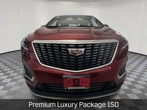 Certified 2023 Cadillac XT5 Premium Luxury w/ LPO, Floor Liner Package AWD/4WD image 3