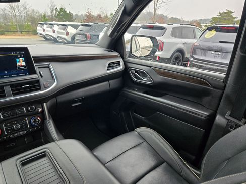 Used 2024 Chevrolet Tahoe Premier image 11