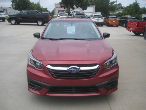 Used 2022 Subaru Legacy Premium AWD/4WD image 3