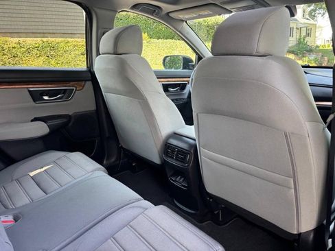 Used 2018 Honda CR-V EX image 24