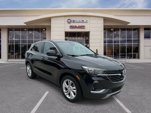 Used 2023 Buick Encore GX Preferred FWD image 2